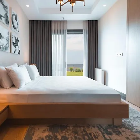 Highend Hotel & Residence *